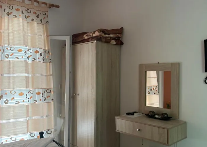 Vasiliki Comfort Vitaládes