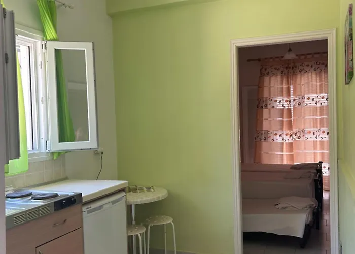 Vasiliki Comfort Vitaládes